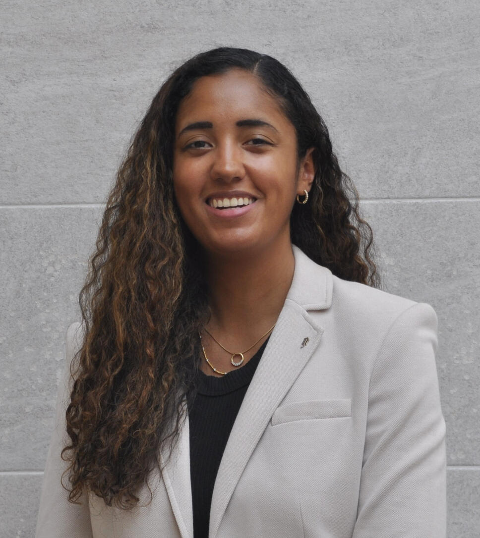 Sport Psychologist in DC, VA, NY Image of Dr. Natalie Léger, sport psychologist based in Washington, DC. Black woman sport psychologist
